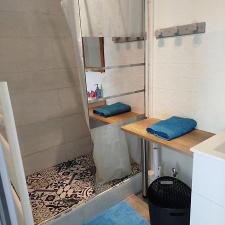 Appartement Dans Charmante Petite Residence 베르주라크 외부 사진